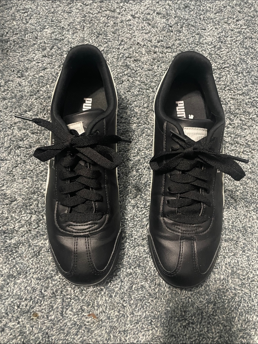 Puma Men’s Black Low-Top Leather Sneakers